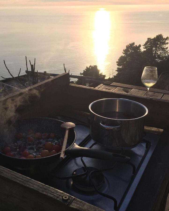 Refuge Uwabio Organic Vineyard Cinqueterre Villa Riomaggiore Bagian luar foto