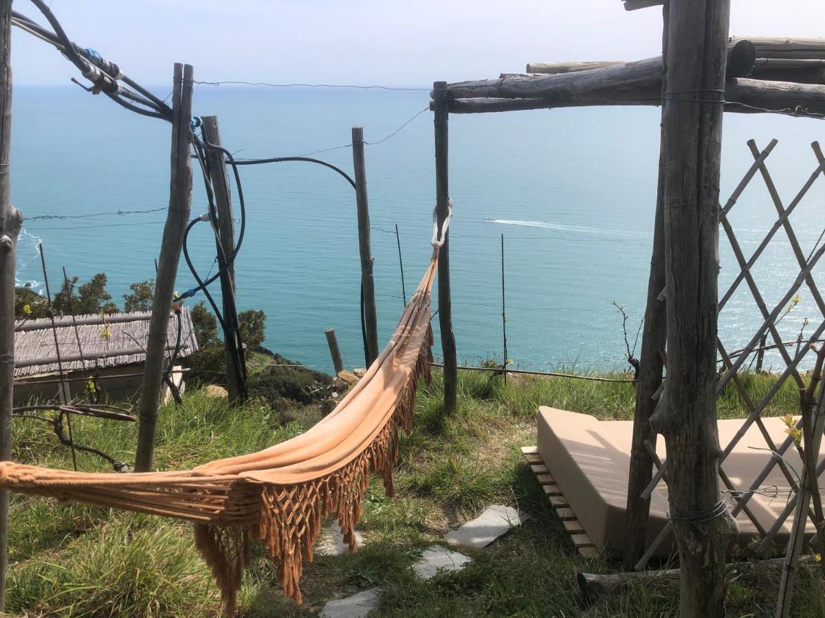 Refuge Uwabio Organic Vineyard Cinqueterre Villa Riomaggiore Bagian luar foto